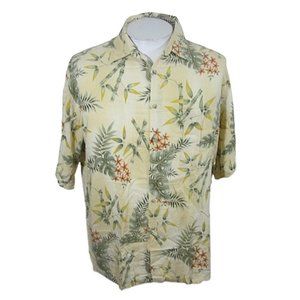 Van Heusen Men Hawaiian camp shirt pit to pit 24 L aloha luau tropical vtg rayon